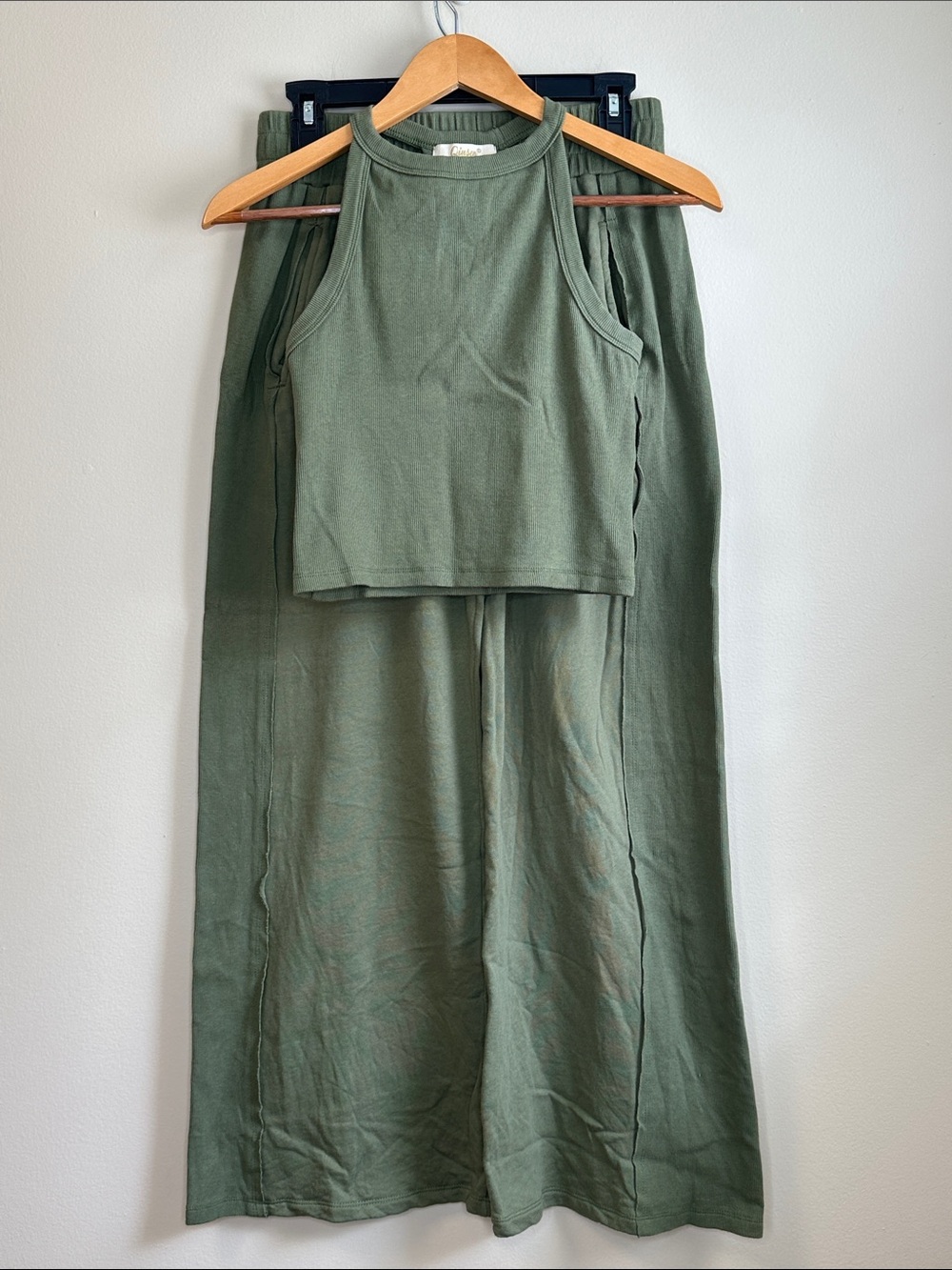 Quinsen Olive Green Wide Leg Pants and Tank Set Size Medium
